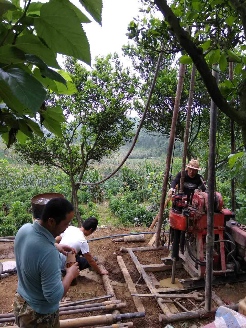 高鐵勘探施工現(xiàn)場